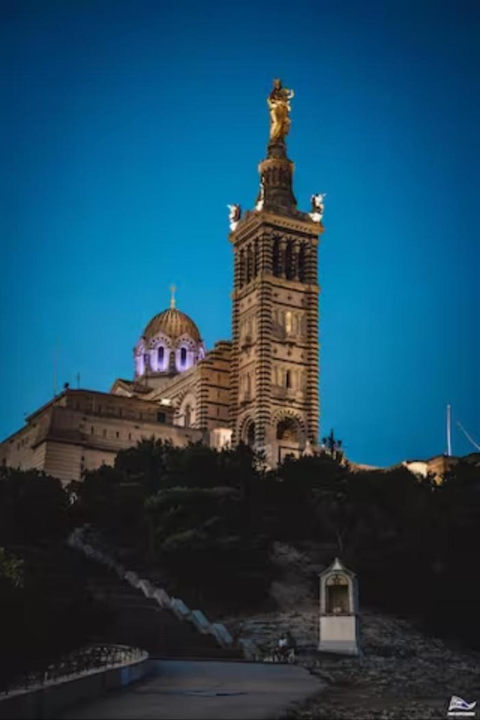 Charmante Escale Au Coeur Du Panier Pres Vieux Port Marseille Luaran gambar